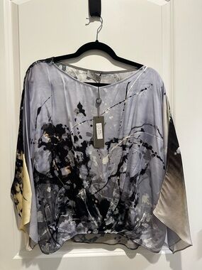 Lola & Sophie Abstract Splash Dolman Top in Gray, Black and Cream